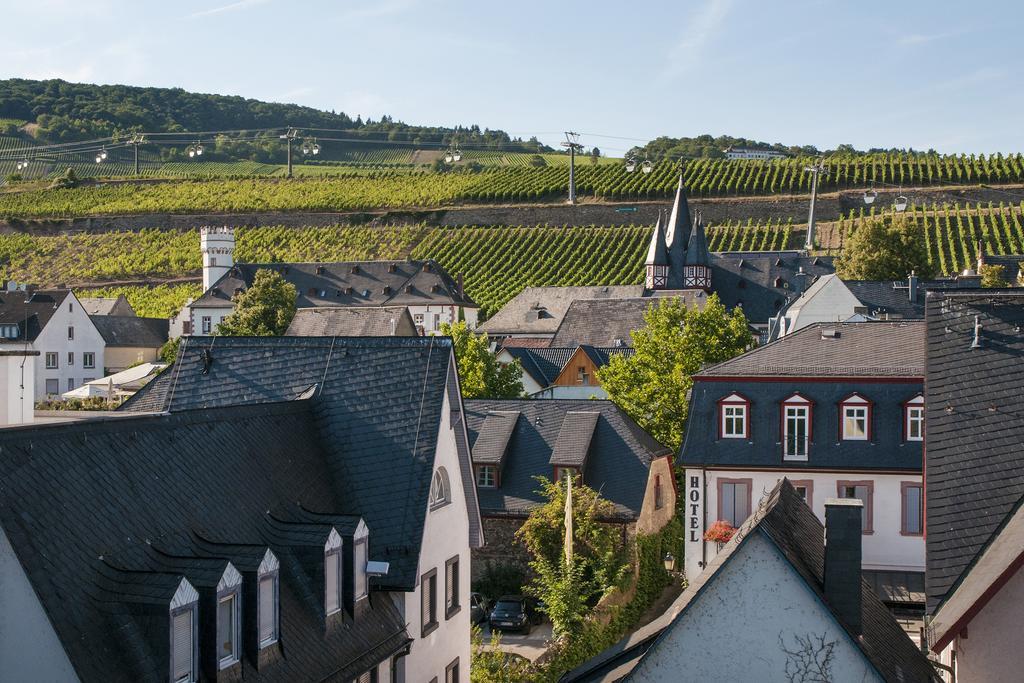 Hajo'S Germania Lodge & Irish Pub Rüdesheim am Rhein Eksteriør bilde
